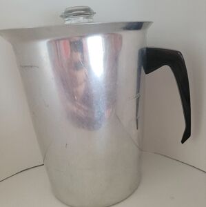 Vintage Mirro The Finest Aluminum 9 Cup Percolator Coffee Pot
